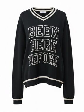 Adika Women’s Navy and White Sweatshirt. Size M-L